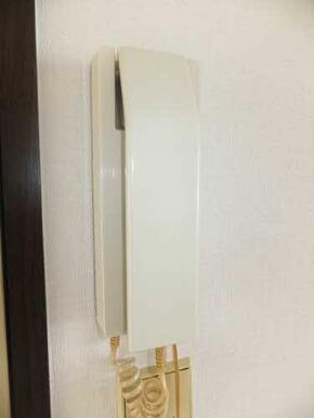 インターホン