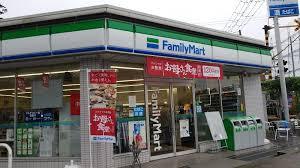 ファミリーマート東神奈川東口店