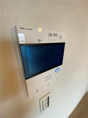 モニター付きインターホン