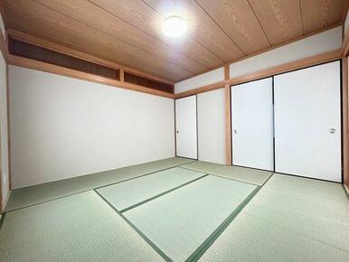 「和室」１階８帖和室の様子です。