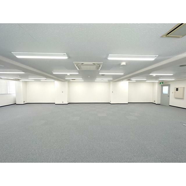 事務所仕様のOAフロア（45.6坪）