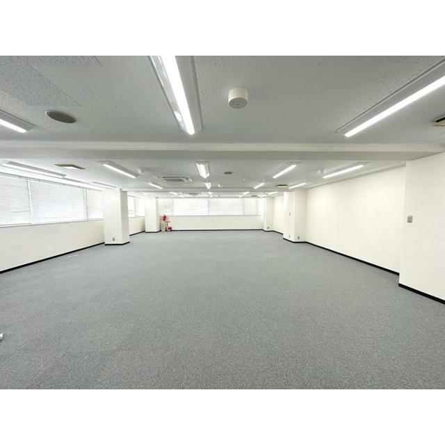 事務所仕様のOAフロア（45.6坪）