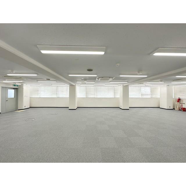 事務所仕様のOAフロア（45.6坪）