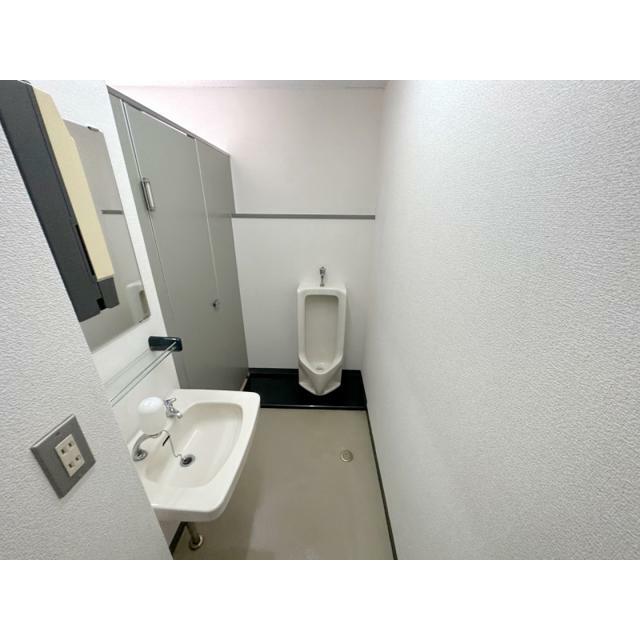 男性用トイレ