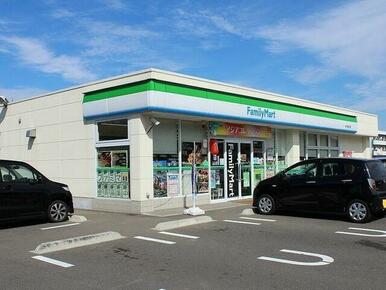 ファミリーマート 伊万里立花店