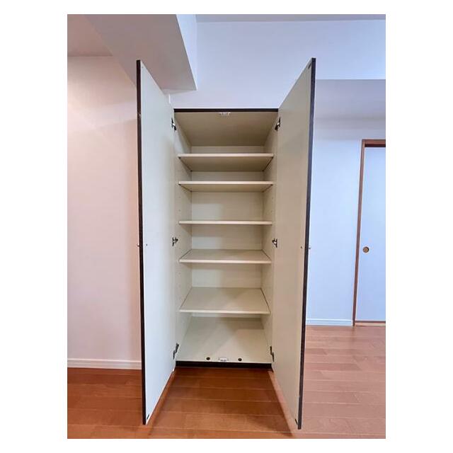 LDK　収納　開き