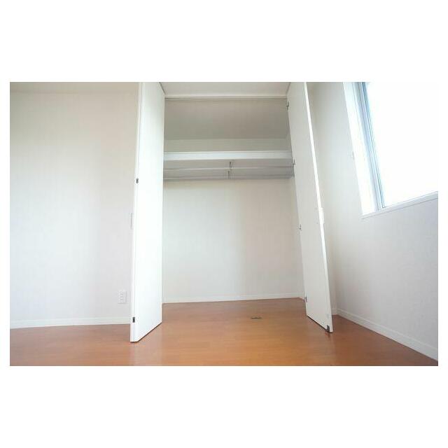 洋室6.4帖