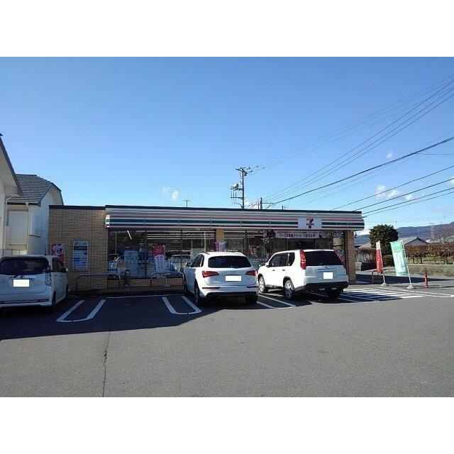 セブンイレブン　万野原西店まで230m