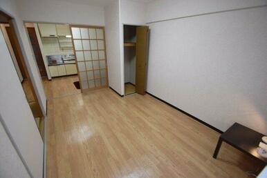 扉を開けてLDKにしてもOK 前回募集時の写真です