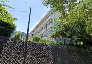 鎌倉市立岩瀬中学校