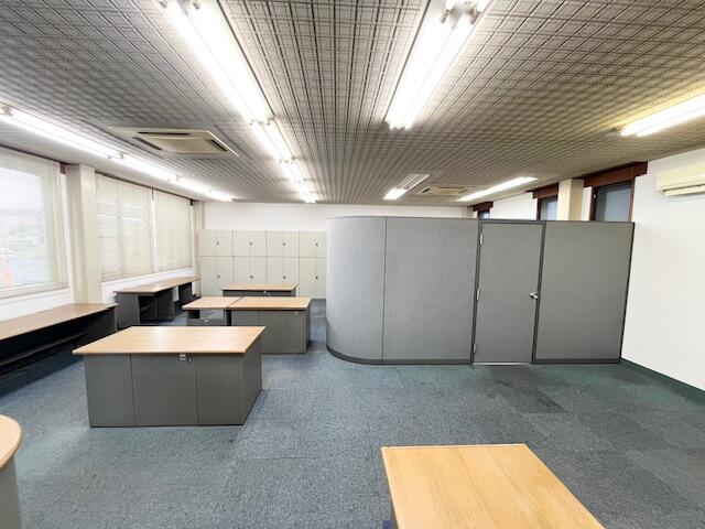 commercial 美濃池町