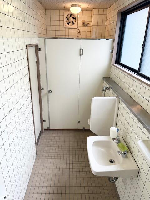 commercial 美濃池町