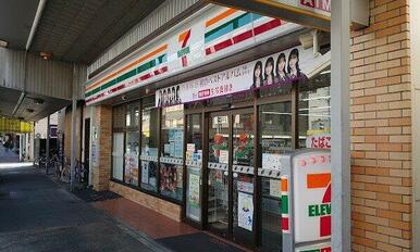 セブンイレブン 横浜本牧町1丁目店