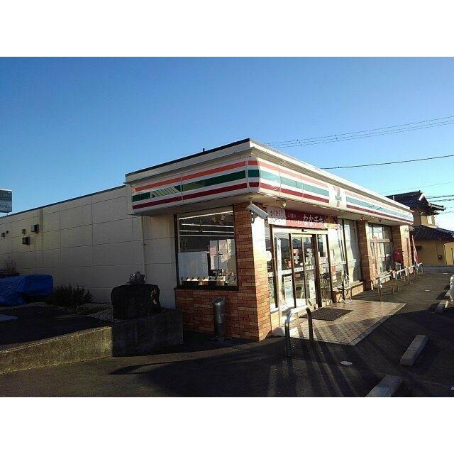 セブンイレブン 万野原店まで700m