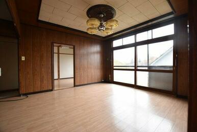 18帖の広々リビングで使い勝手良好