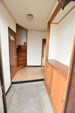 広々玄関スペース