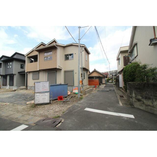 8月30日撮影 東側道路（南→北）