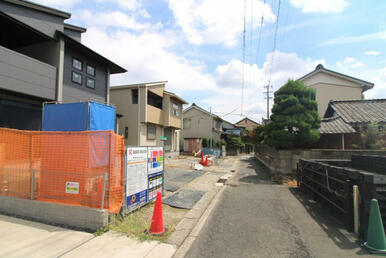 8月30日撮影 南側道路（西→東）