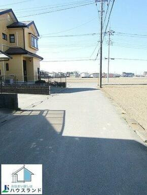 北側前面道路　幅員約4.5ｍ