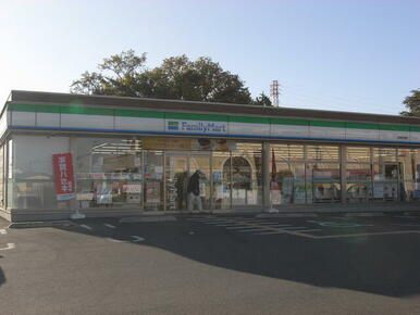 ファミリーマート上尾原市西店