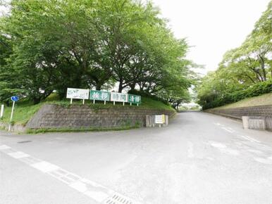 鳥栖市立鳥栖西中学校