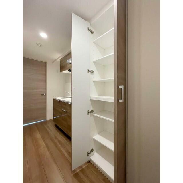 シューズボックス