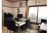 情報提供会社