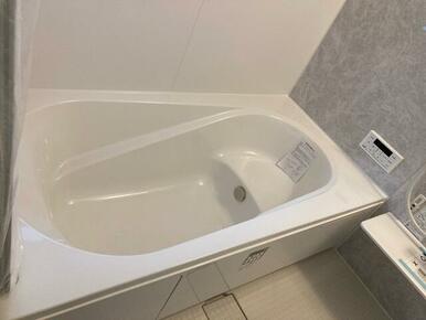 一日の疲れを癒すバスルーム（1号棟）