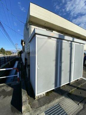 外部収納でタイヤも安心