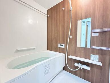 ユニットバス　新規交換済み