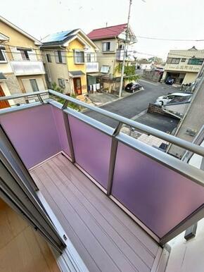 二階6帖洋室バルコニー