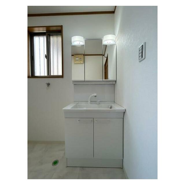 シャワー付洗面台