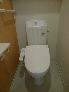 ゆったりとした空間のトイレです