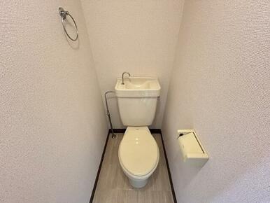 ※写真は別号室のものです。