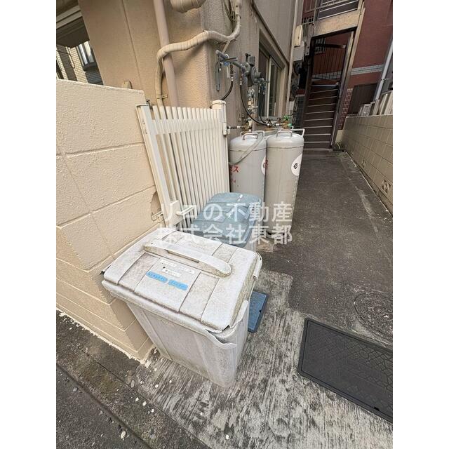敷地内ゴミ置き場有☆朝の忙しいときに便利ですね☆