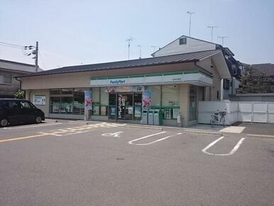 ファミリーマート 山科大塚店