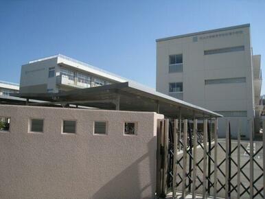 岡山大学教育学部附属中学校