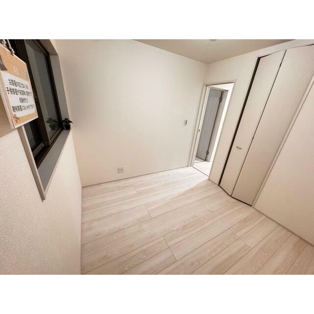 リビングとは別に静かな時間を楽しめる部屋（1号棟）