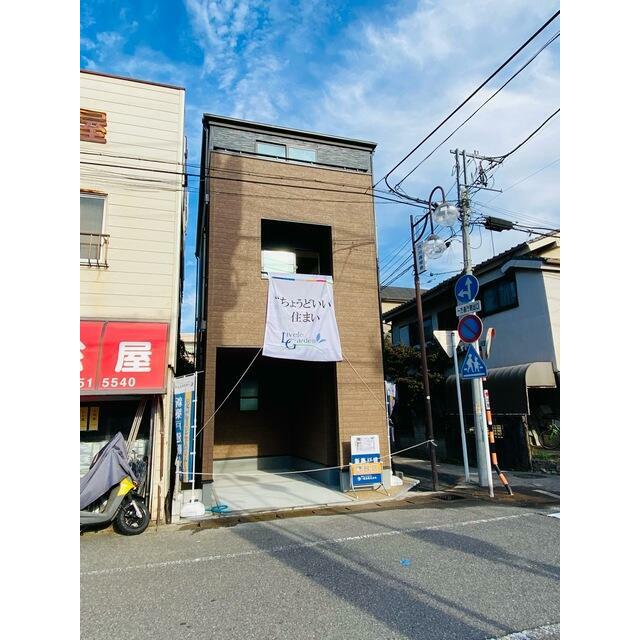 日を重ねるごとにこの佇まいに愛着が湧いてきそう（1号棟）