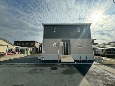 幸せな時間を紡ぐ、家族の舞台