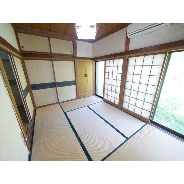 内装リフォーム済み令和2年10月システムキッチン 敷地約232坪 ５LDK平家+車庫