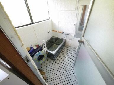 内装リフォーム済み令和2年10月システムキッチン 敷地約232坪 ５LDK平家+車庫