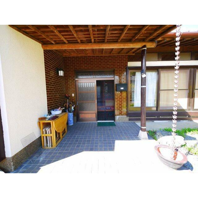 内装リフォーム済み令和2年10月システムキッチン 敷地約232坪 ５LDK平家+車庫