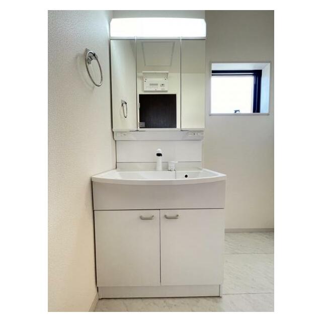 水が流れやすく、汚れがたまりにくい設計でお手入れもらくらくです