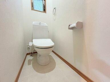 「トイレ」１階トイレは新品交換済みです