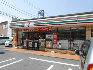 セブンイレブン湯沢店