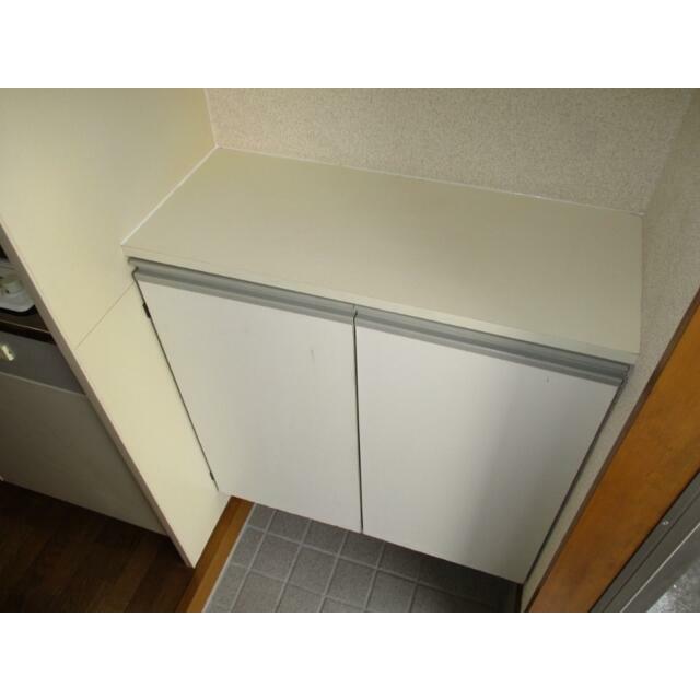 シューズボックス