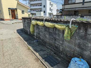 ごみ置場