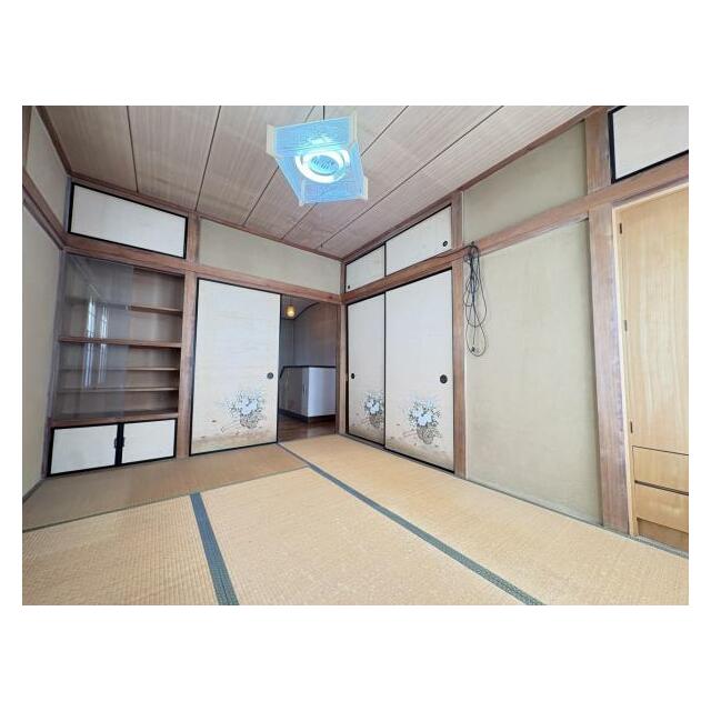 子供部屋にもちょうど良い大きさのお部屋です。