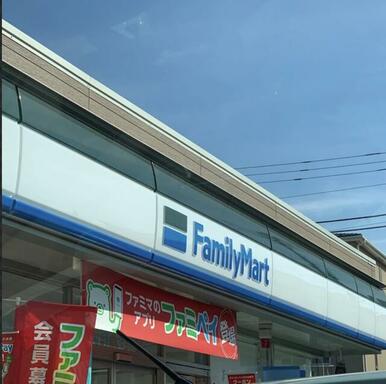ファミリーマート鎌倉津店